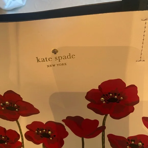 Kate Spade Red Floral Black and White Tote that comes with matching wallet - Picture 6 of 12